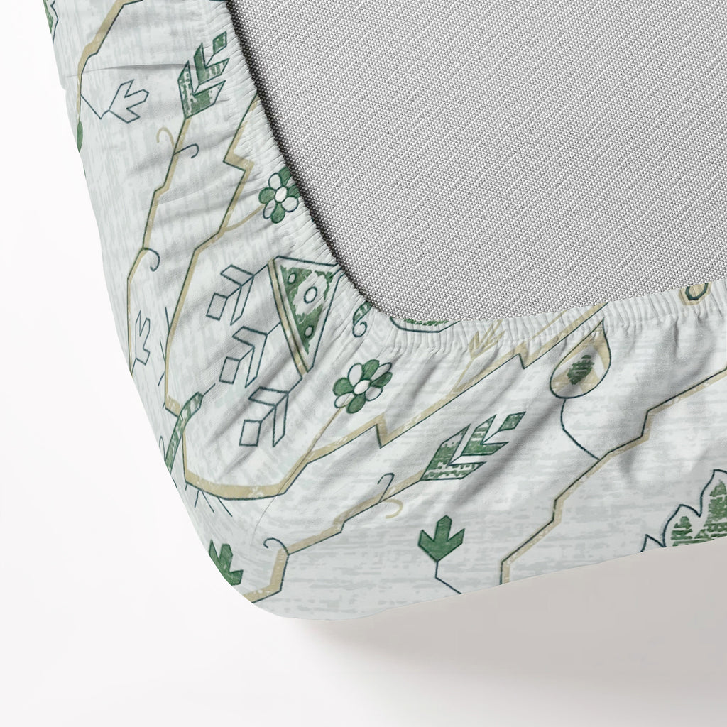 Floral Print Green 200 TC King  Fitted Besheet With 2 Pillow Covers (72x78x10Inches)