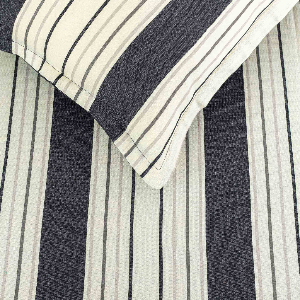 Monochrome Elegance - Yarn-Dyed Striped King Fitted Bedsheet (72x78x10 Inches)