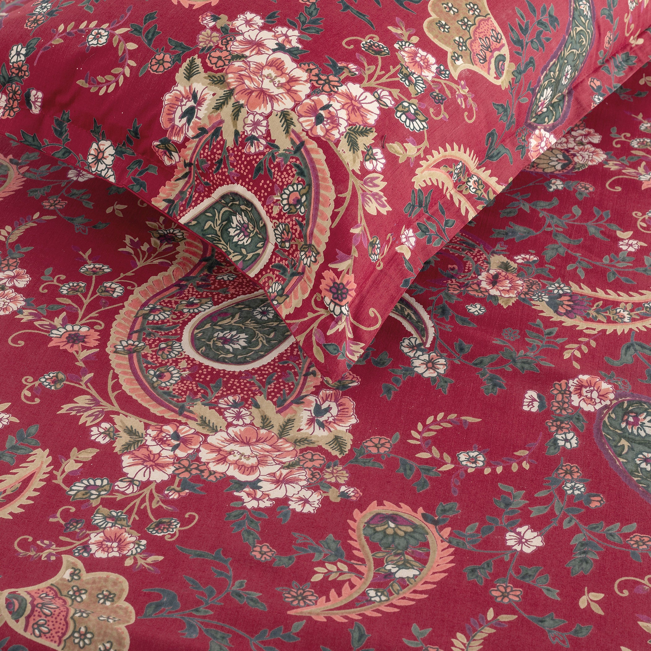 Paisleys in Crimson Garden - 200TC Cotton King Fitted Bedsheet (72x78x10 Inches)