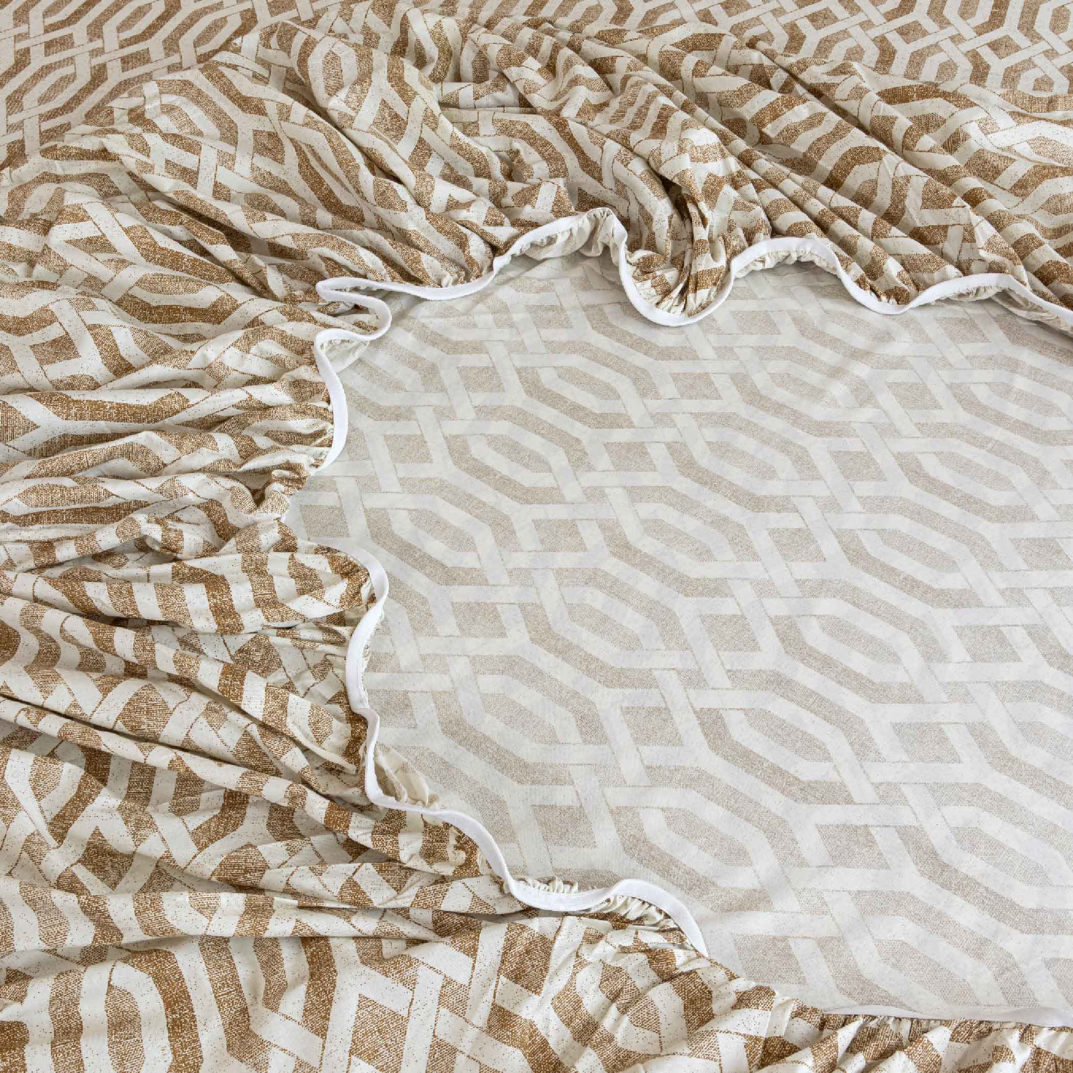 Honeyed Hexagon - Regal 144TC Cotton in Earthy Brown King Fitted Bedsheet (72x78x10 Inches)