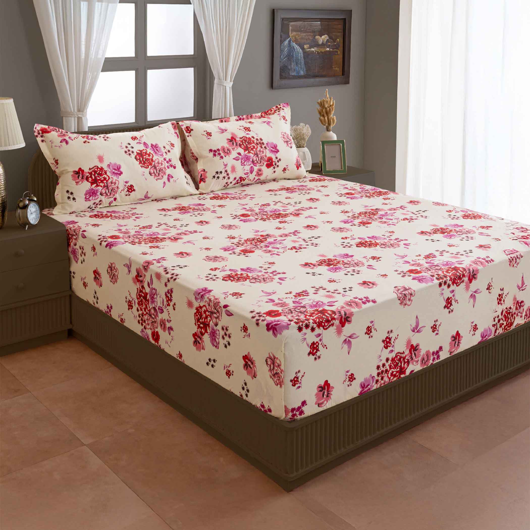 Red Meadow - 160TC Pure Cotton Queen Fitted Bedsheet (60x73x10 Inches)