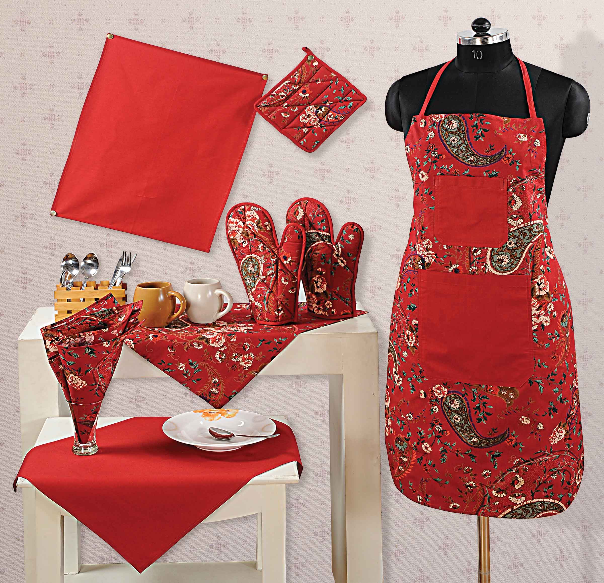 8 Pcs Premium Kitchen Set – Red Floral Paisley Print