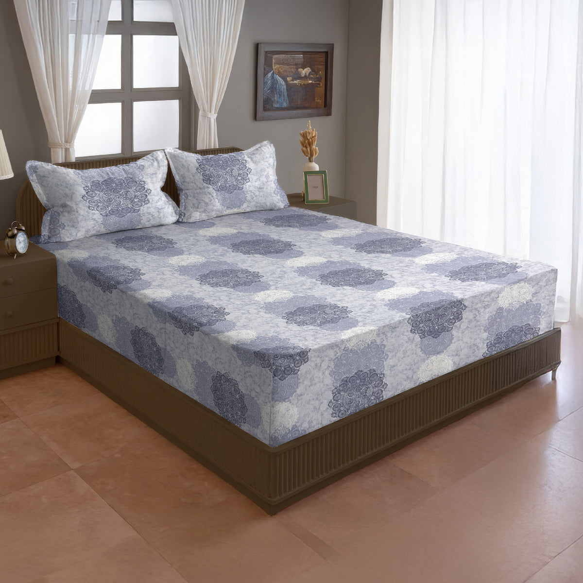 Lavender Medallion Symphony 120 TC Pure Cotton Bedsheet Set with Pillow Cover