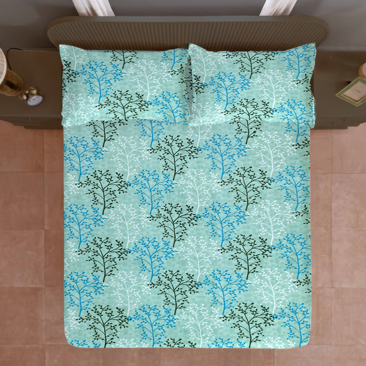 Mint Woodland 180 TC Blended Cotton Bedsheet Set with Pillow Cover