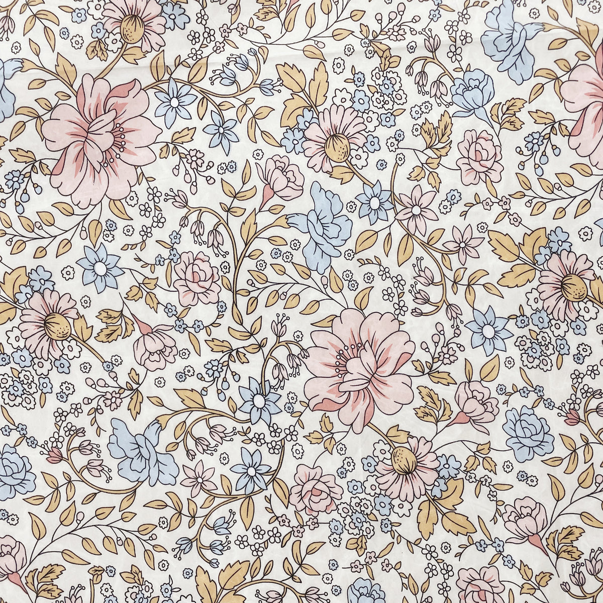 Ivory Pastel Meadow 200 TC Rich Cotton Bedsheet Set with Pillow Cover