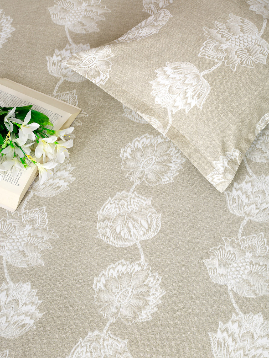 Sage Lotus Bloom 200 TC Pure Cotton Bedsheet Set with Pillow Cover