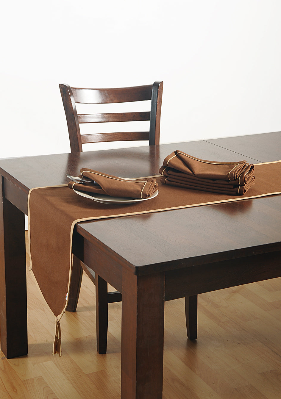 Classic Solid Cotton Table Runner with Tassel Finish