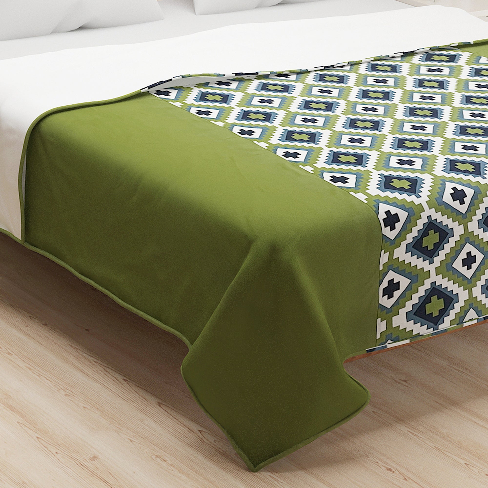 Modern Cotton Geometric Green Single AC Quilt