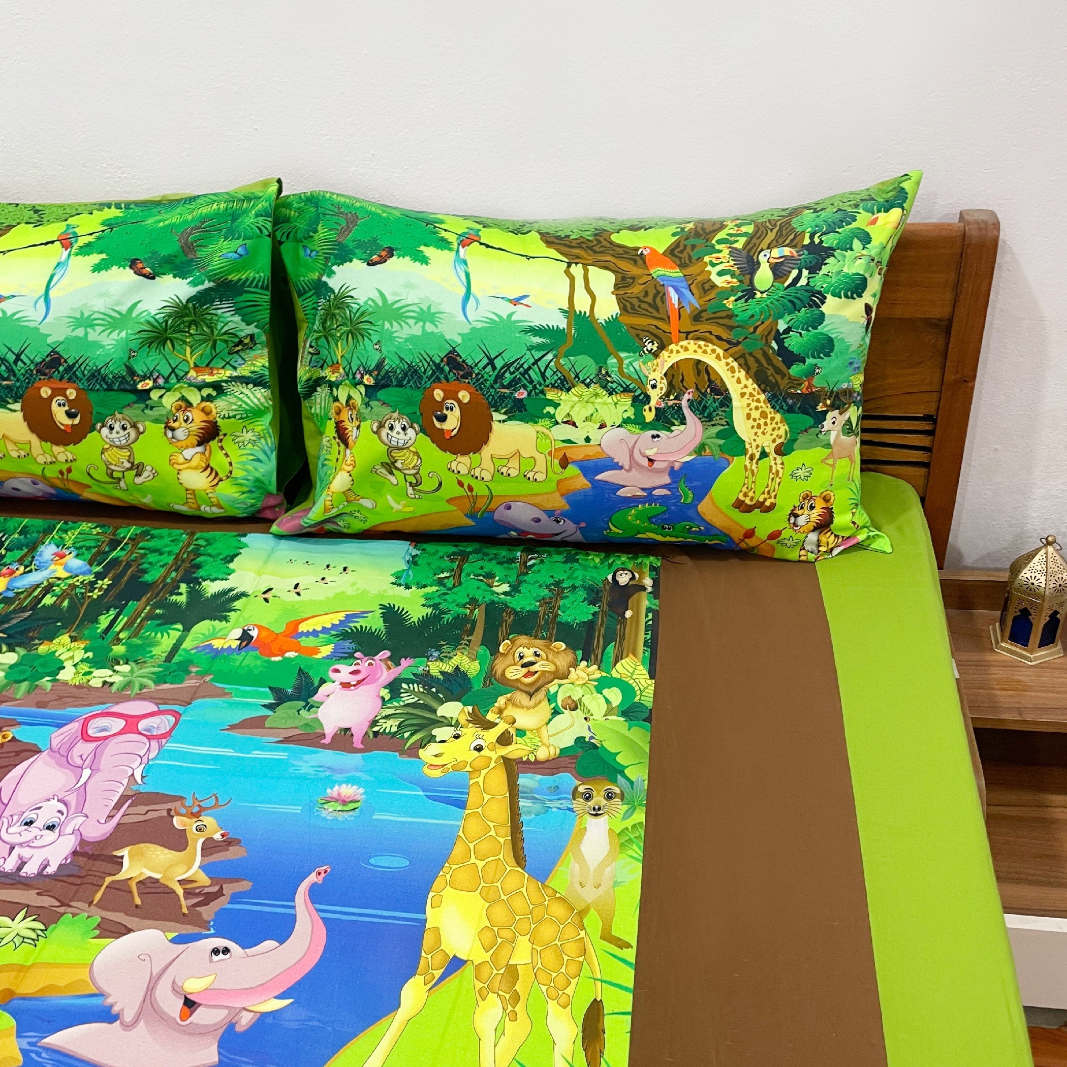 Kids Single Bedsheet – Animal Friends Jungle Pond Theme Green & Brown Color with 2 Pillow Covers