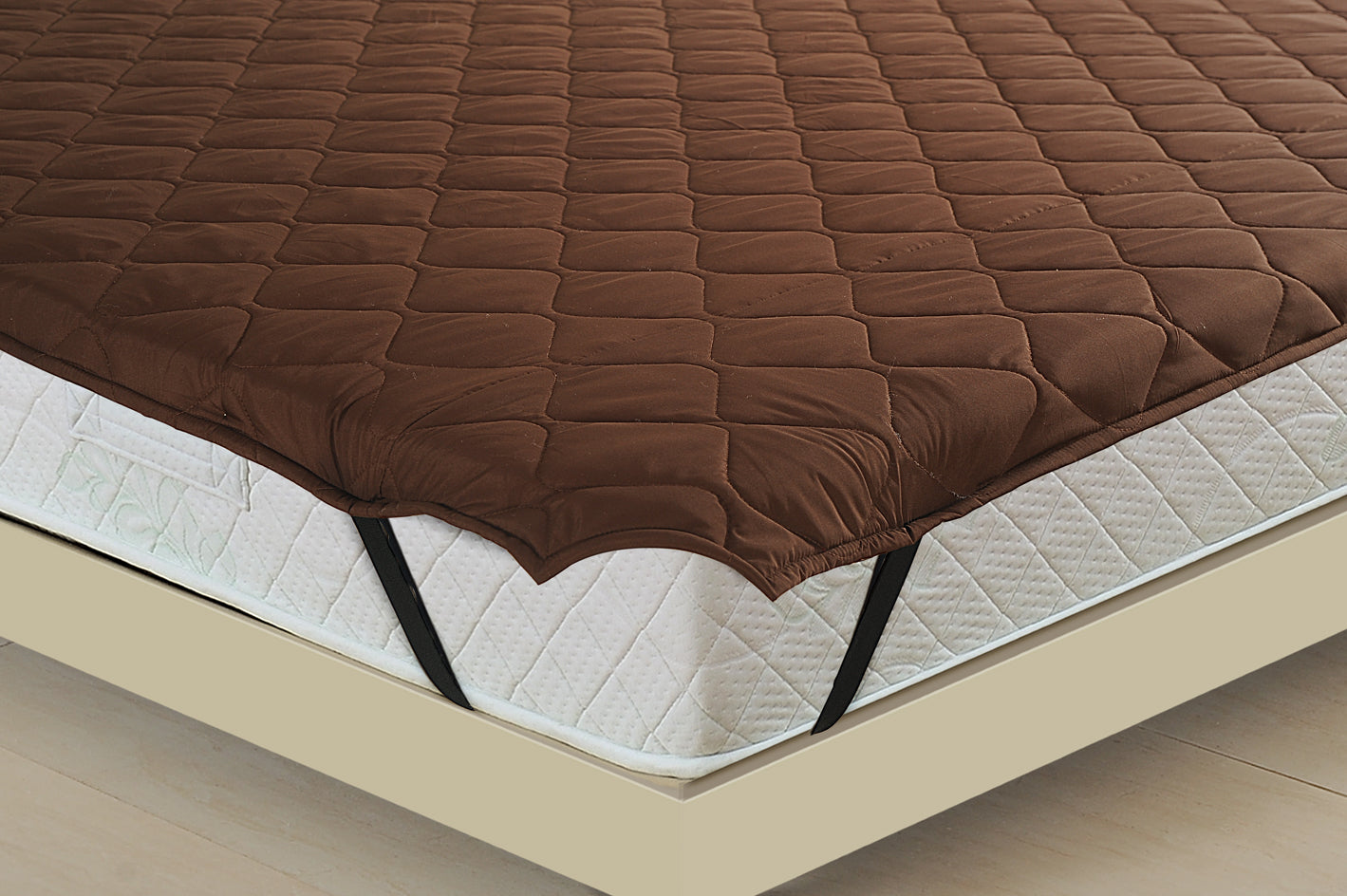 Single Waterproof Quilted Mattress Protector – 72 x 78 inch (4 Corner Elastic Hold)