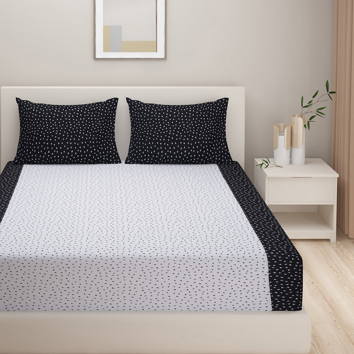 Monochrome Speckle Black & White 200 TC Pure Cotton Fitted Bedsheet Set with Pillow Cover