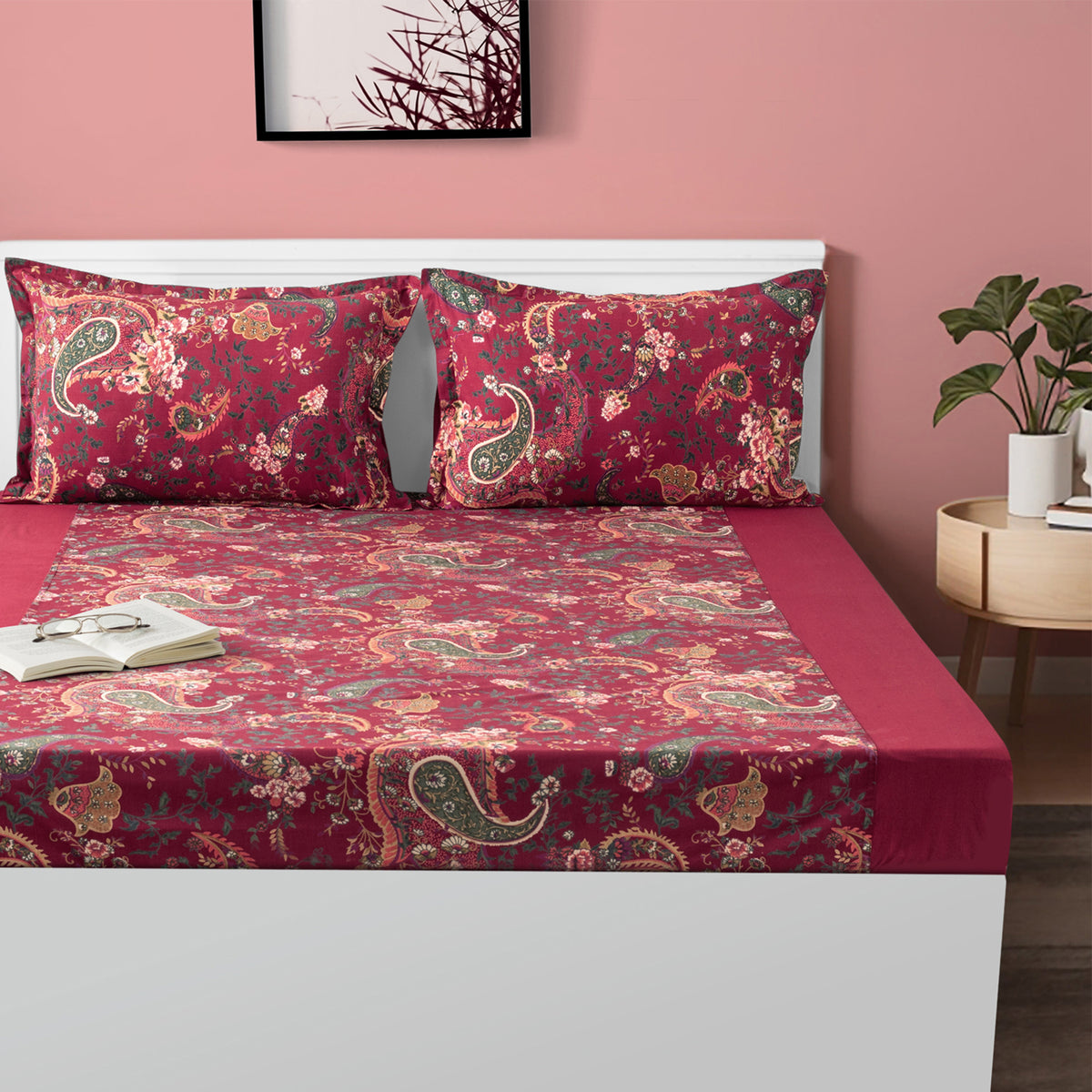 Royal Paisley Crimson 200 TC Pure Cotton Fitted Bedsheet Set with Pillow Cover