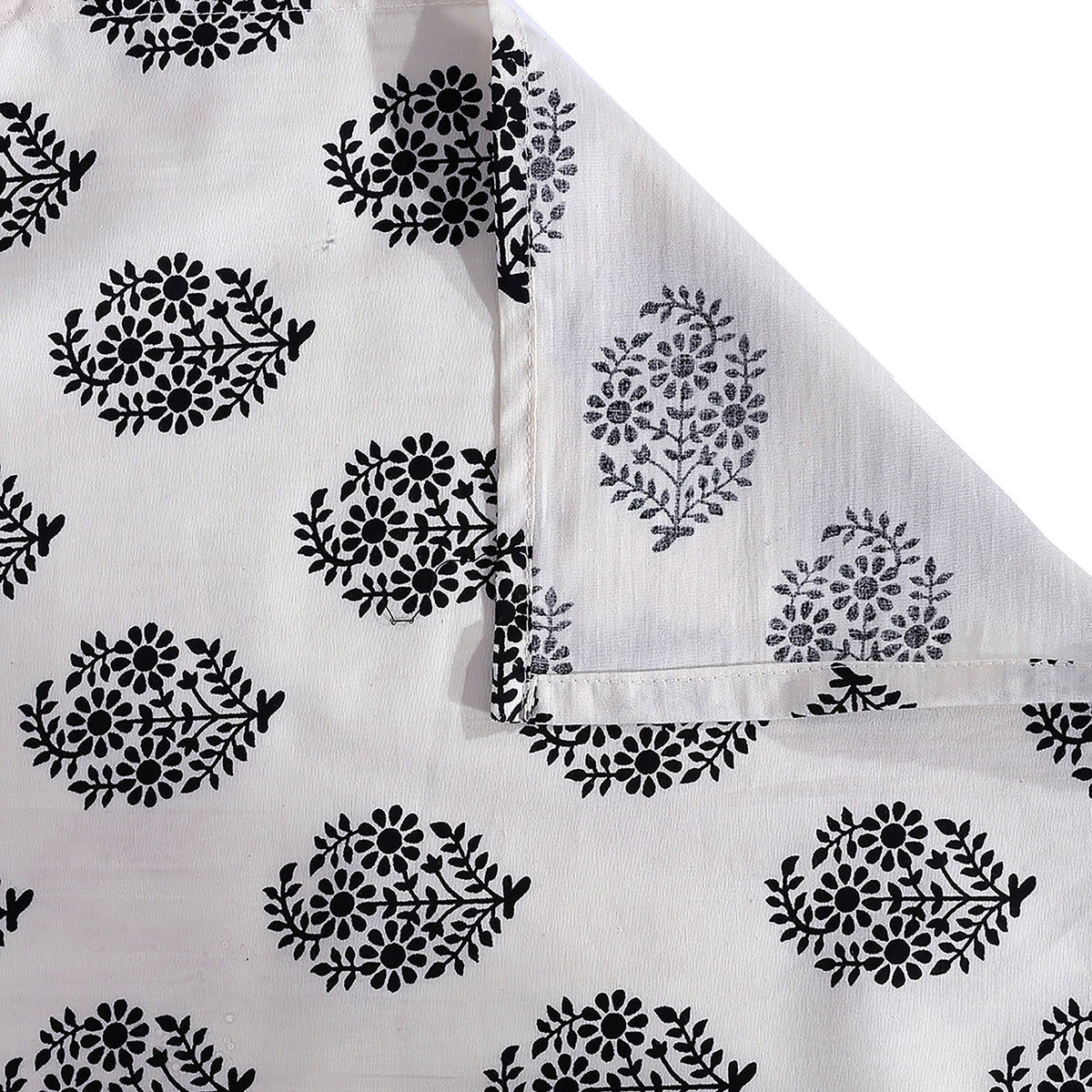 Monochrome Floral Medallions 200 TC Pure Cotton Bedsheet Set with Pillow Cover