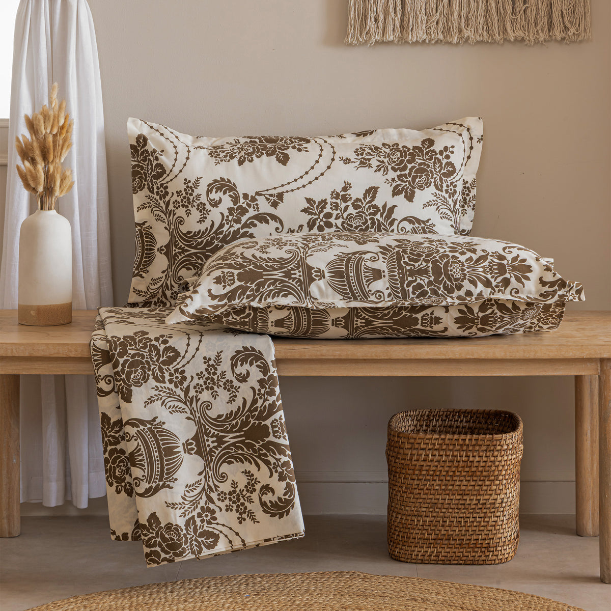 Mocha Victorian Damask 144 TC Pure Cotton Bedsheet Set with Pillow Cover
