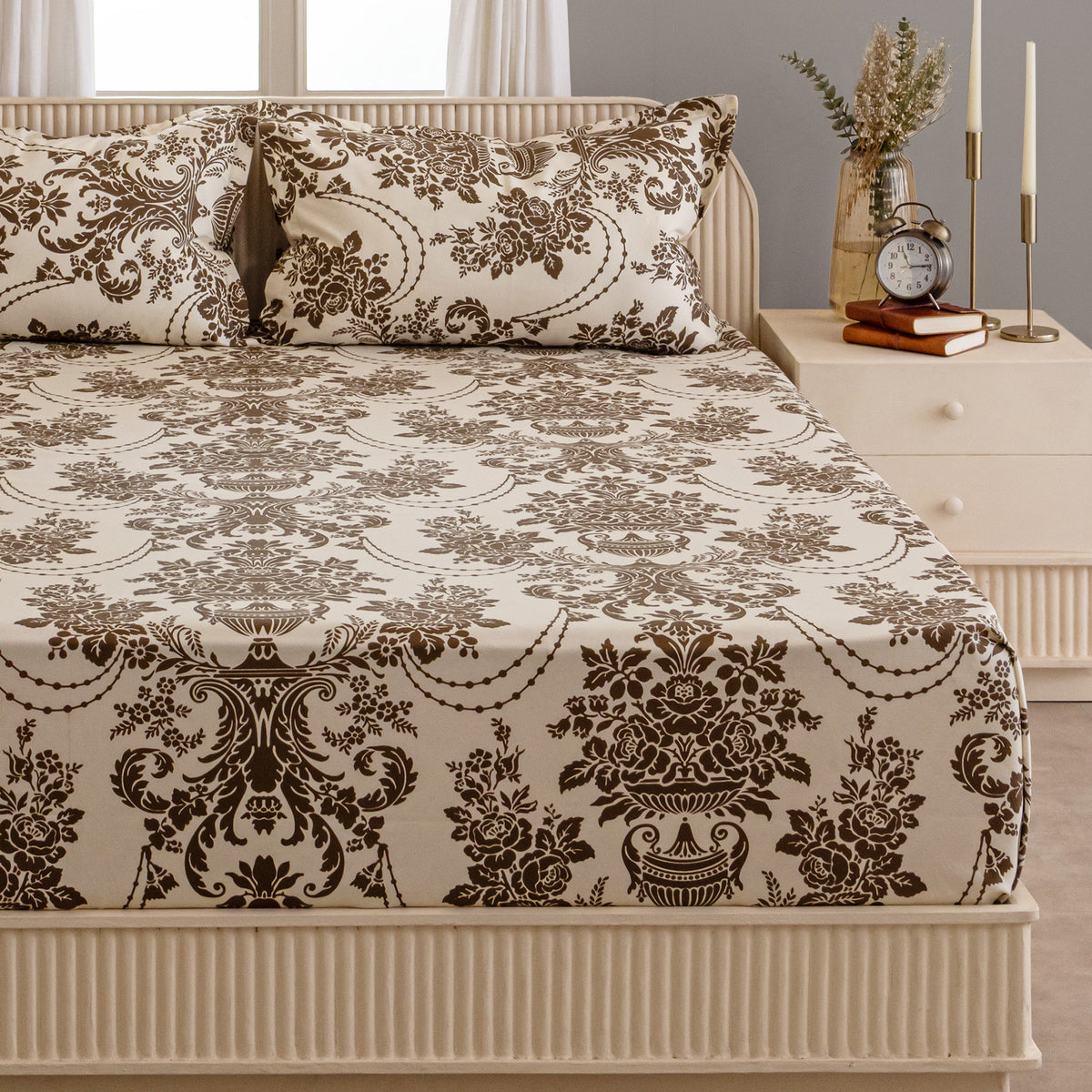 Mocha Victorian Damask 144 TC Pure Cotton Bedsheet Set with Pillow Cover