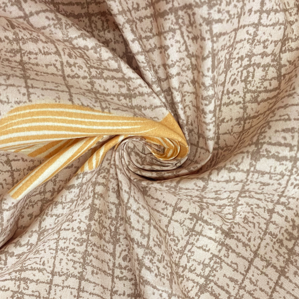 Autumn Breeze Elegance Double Queen Bedsheet - Warm Tones with Falling Leaf Motifs
