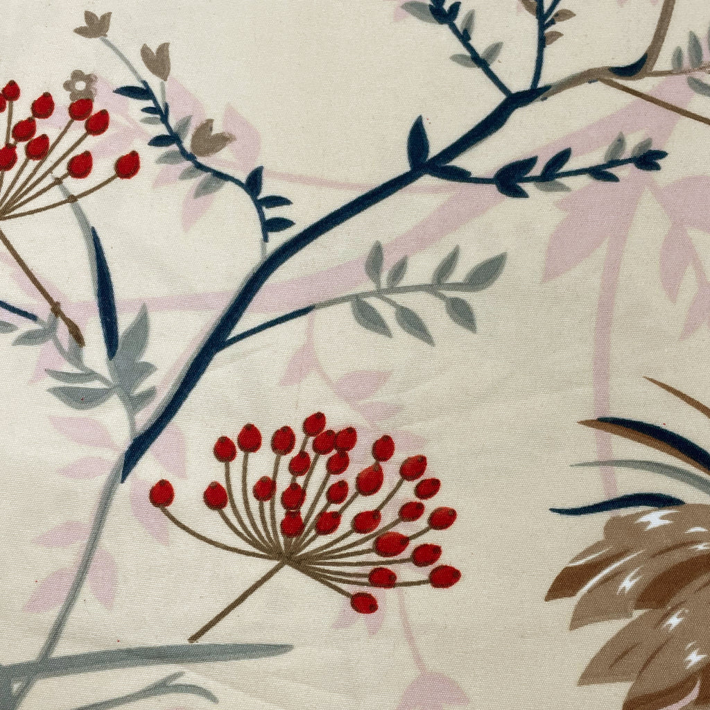 Elegant Meadow Bloom Double Queen Bedsheet - Soft Beige Base with Delicate Floral Vines