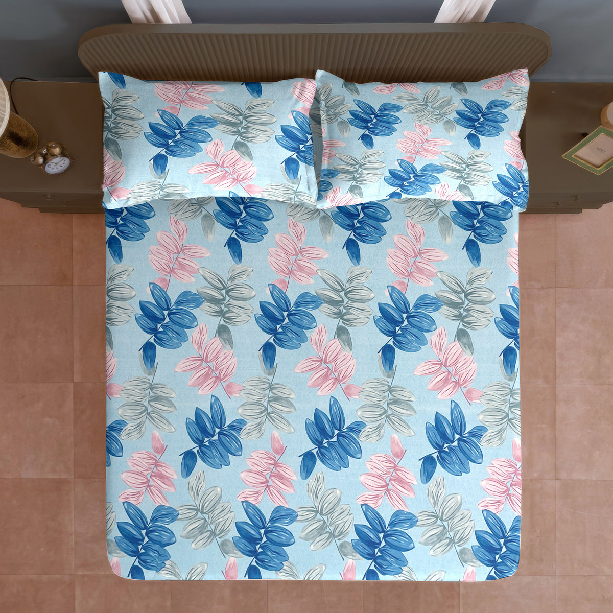 Aqua Botanical Leaf Dance 140 TC Polyester Bedsheet Set with Pillow Cover