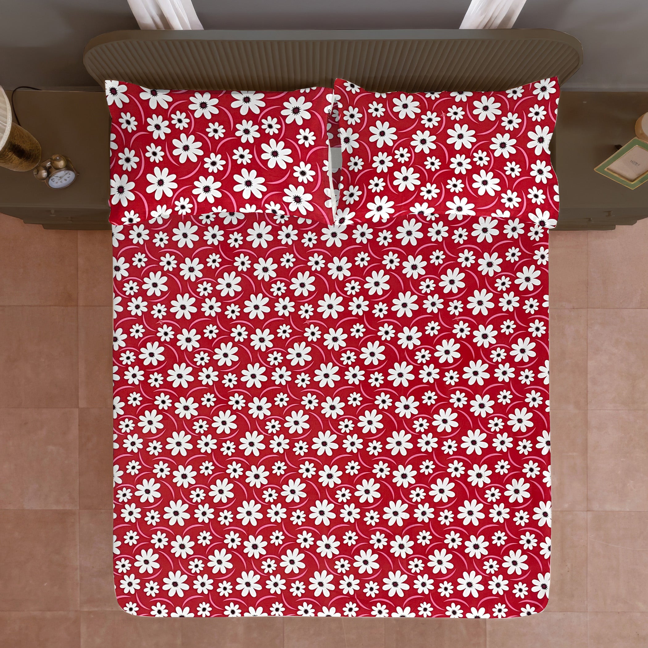 Red Daisy floral Printed Microfiber Double Queen Bedsheet with Pillow cover