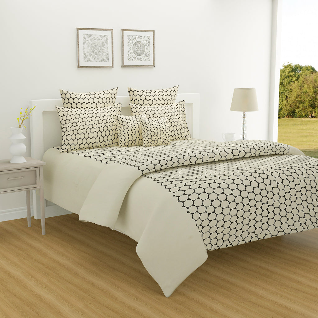 Ivory Black Pebble Waves 144 TC Pure Cotton Bedsheet Set with Pillow Cover
