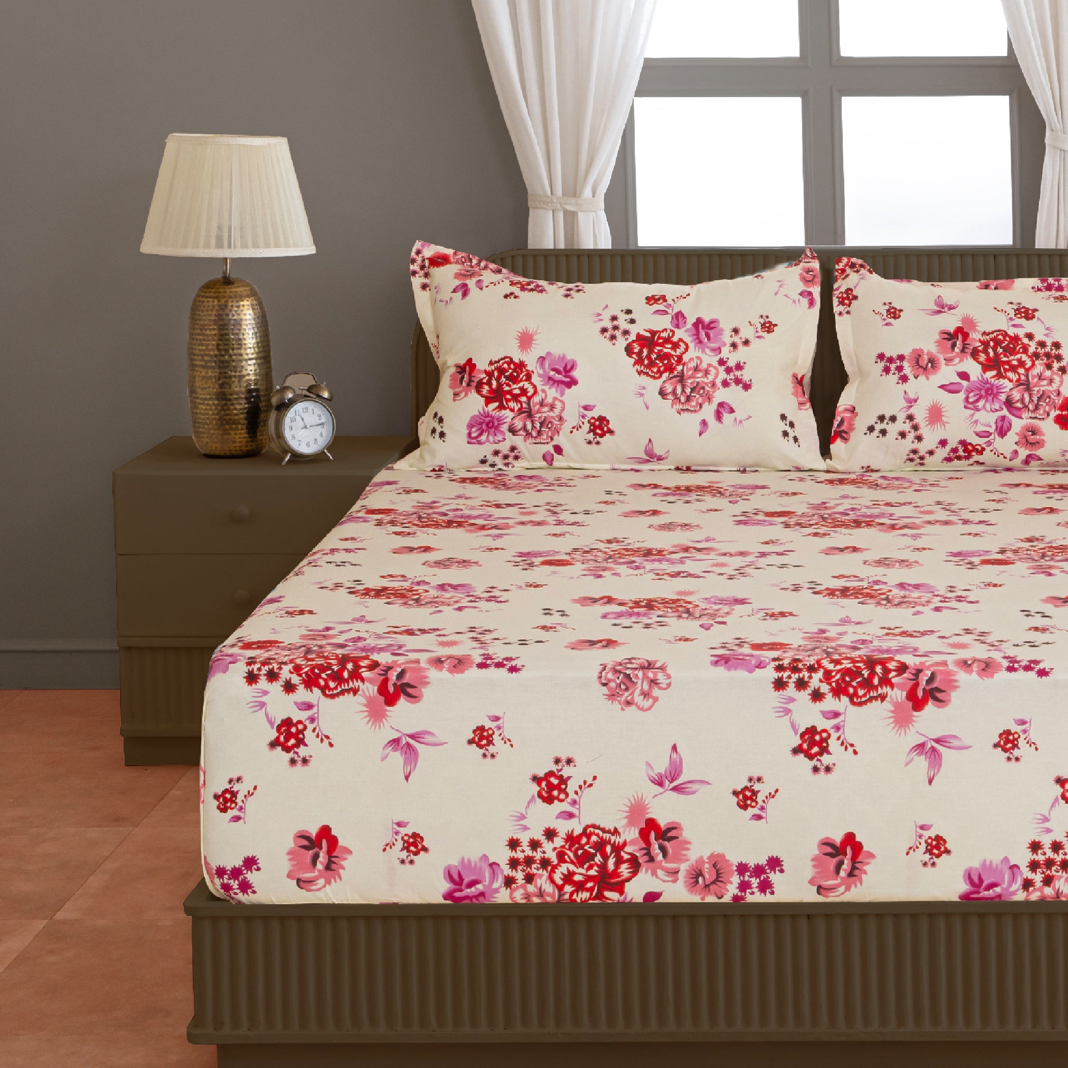 Crimson Rose Cream & Red Floral 160 TC Pure Cotton Bedsheet with Pillow Cover